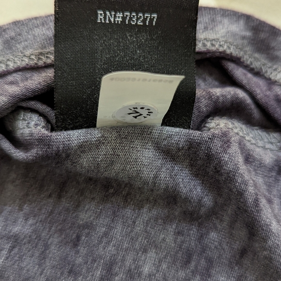 Rock & Republic Top Womens Sz L Frost Gray Cutout Scoop Neck Tee NWT - Picture 7 of 9